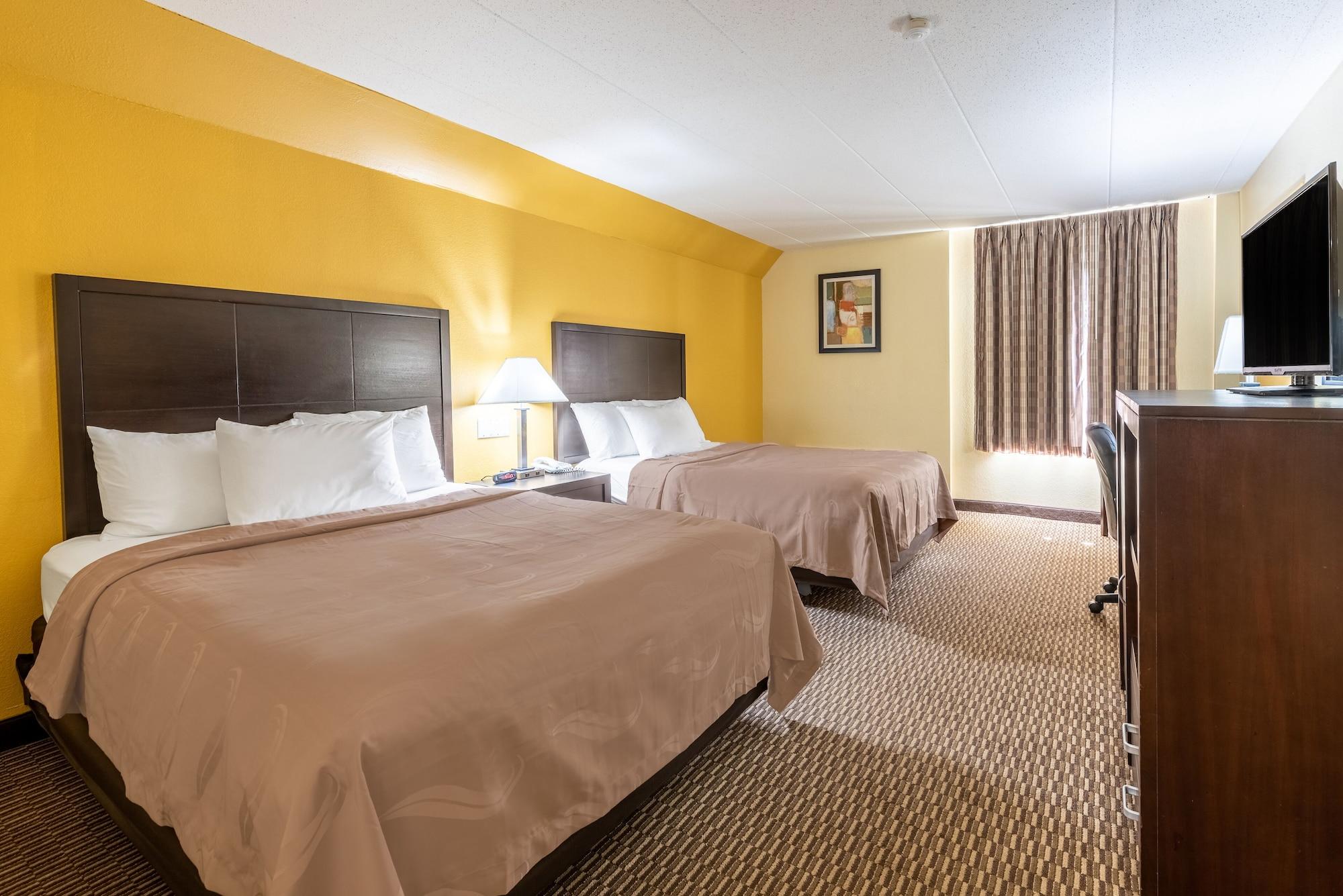 Quality Inn & Suites Cincinnati Exteriör bild